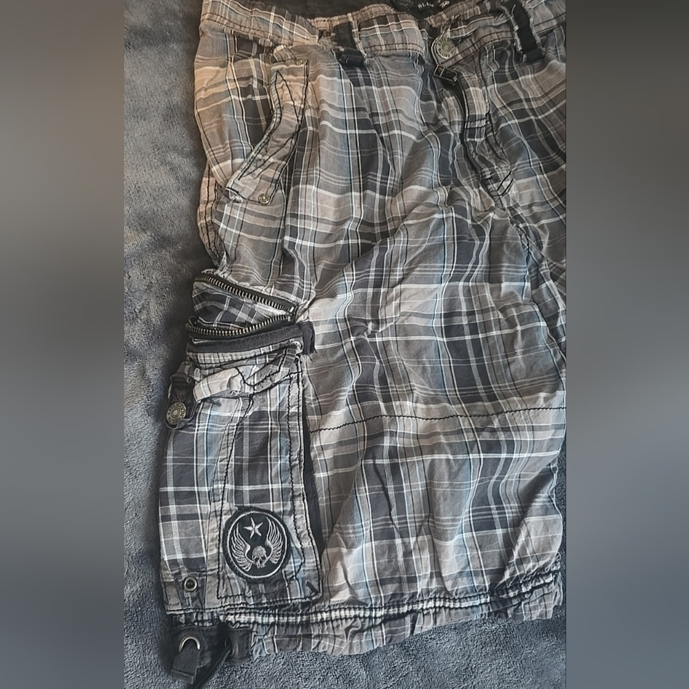 Affliction Black Premium Plaid Cargo Shorts Mens Sz 36 Multi-Pocket Y2K - Picture 3 of 12